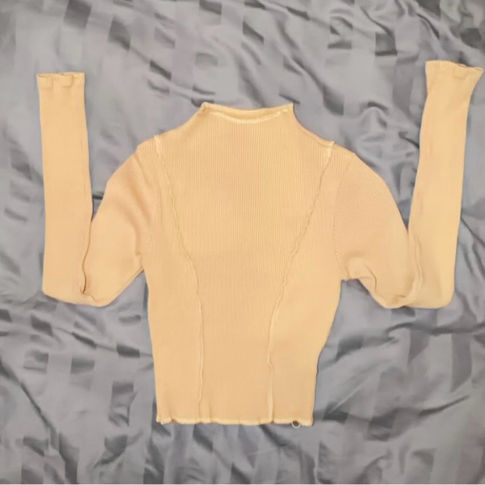 Beige Ribbed Long Sleeve Crop Top